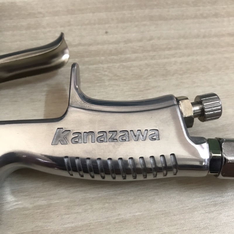 SÚNG PHUN SƠN BÓNG Ô TÔ K102 béc 1.0mm Đài Loan