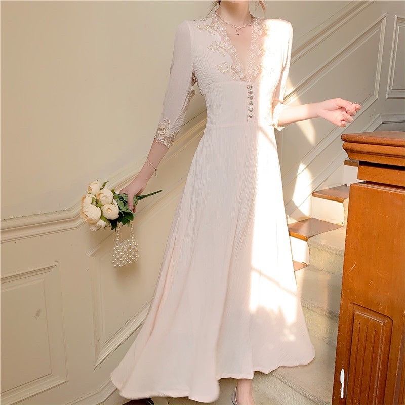 [SẴN-có ảnh thật]Đầm dài Emilia Dress cổ V viền ren sang trọng phong cách vintage cổ điển