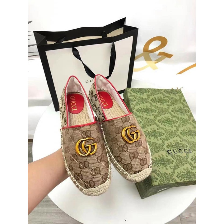 Giày Nữ Slipon - Giày Nữ Mọi Gucci Đế Bằng Thiết Kế Cực Đẹp Lên Chân Cực Xinh lại Mát Thích Hợp Đi Mùa Hè