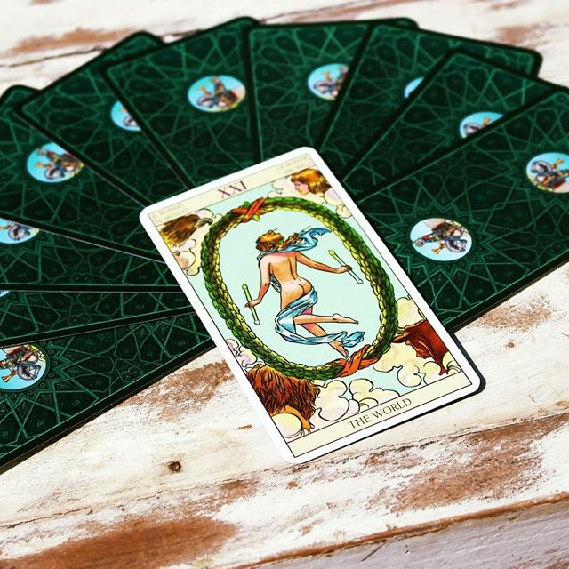 Bộ bài Tarot of the New Vision phiên bản Kit