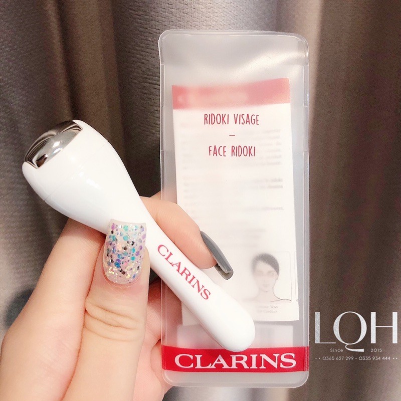 Thanh lăn Clarins massage đẩy dưỡng chất gift tặng