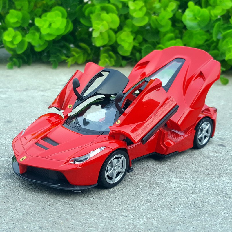 Mô hình xe Ferrari Laferrari 1:32 DH
