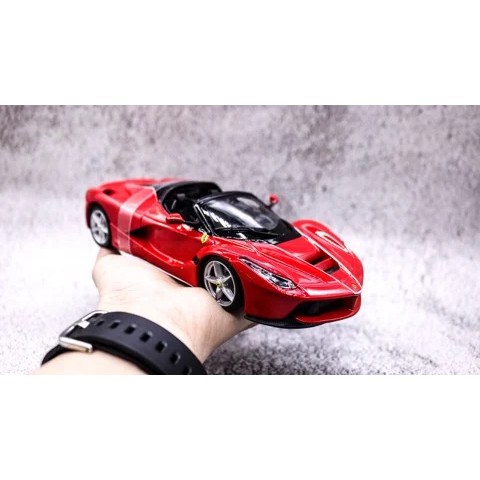 MÔ HÌNH FERRARI LAFERRARI APERTA RED 1:24 BBURAGO 4885