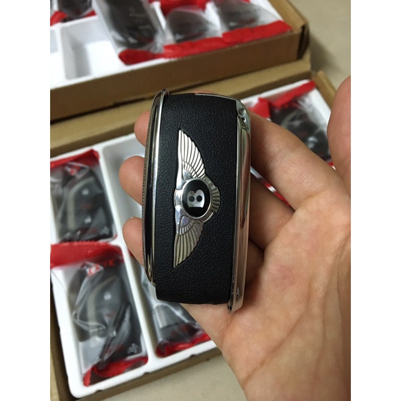 Chìa khoá gập Benlly siêu sang dung  được cho các dòng xe Toyota: Vios, inova, fortuner...