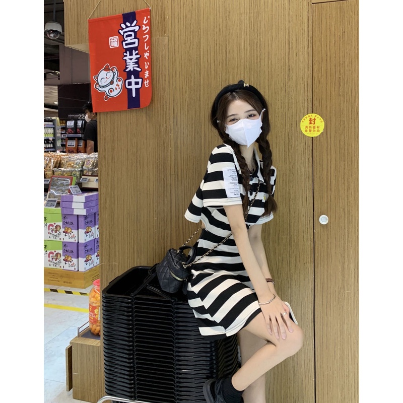 Đầm tay ngắn cổ bẻ ôm eo họa tiết kẻ sọc đen trắng thời trang mùa hè dành cho nữ