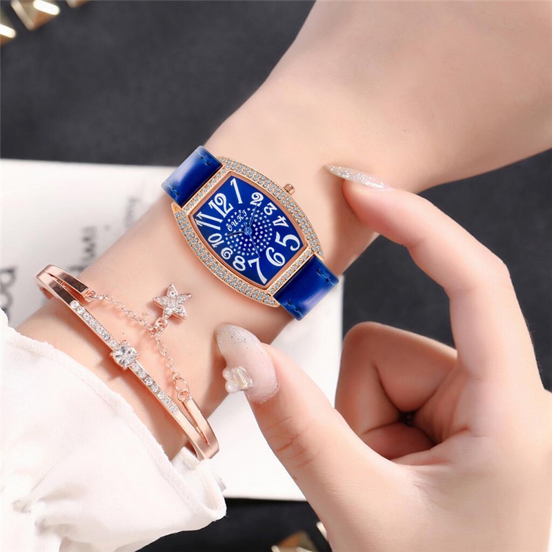 Đồng hồ quartz đính đá với dây đeo da
 | BigBuy360 - bigbuy360.vn
