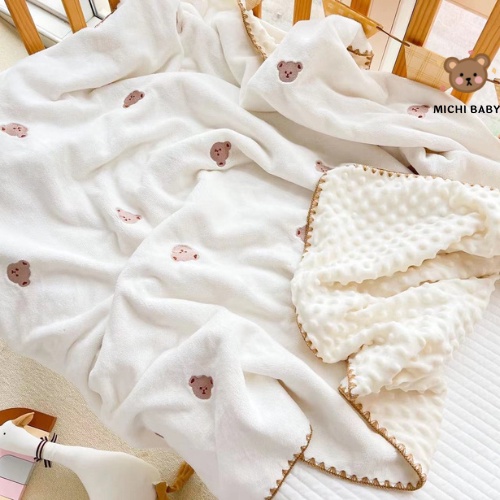 Chăn Nhung Hạt Đậu Thêu Gấu Thỏ Chính Hãng Molli Cho Bé Họa Tiết Đáng Yêu - Kích Thước Siêu To 100*110 MC049