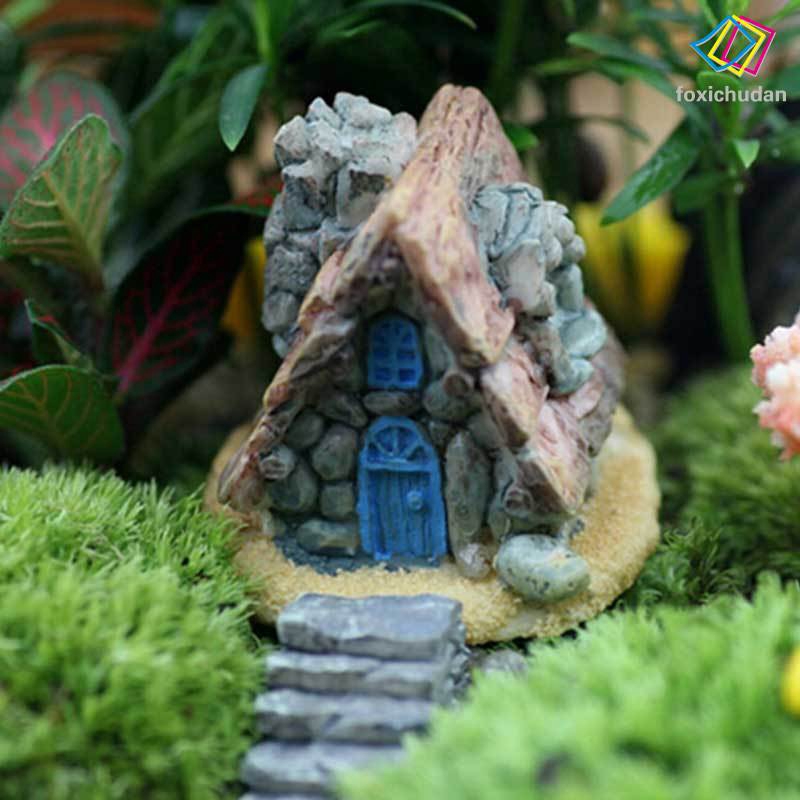 Mô hình ngôi nhà bằng đá dùng để trang trí tiểu cảnh sân vườn