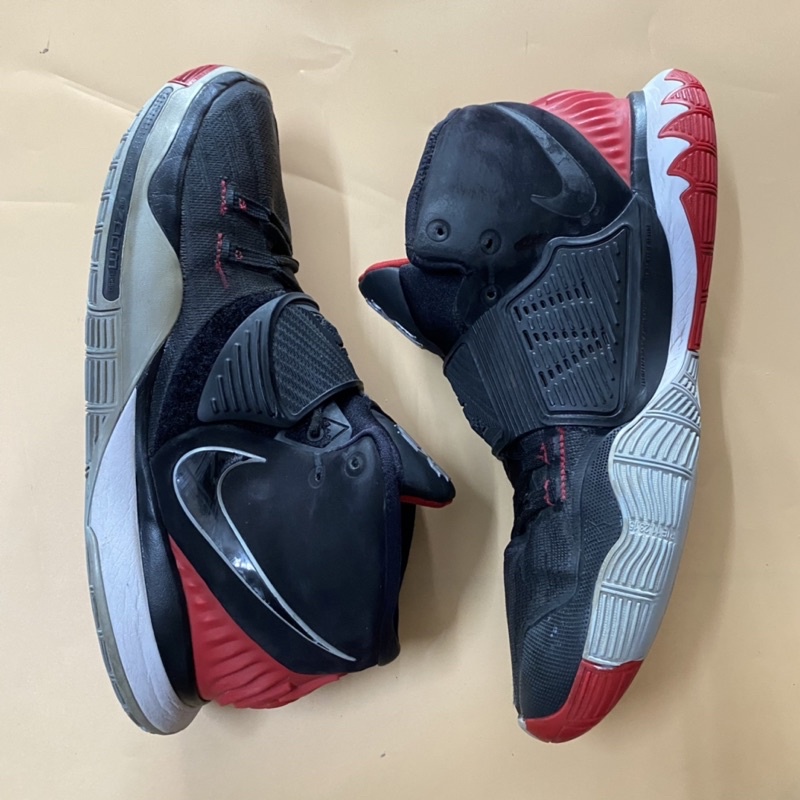 Giày chính hãng đã qua sử dụng