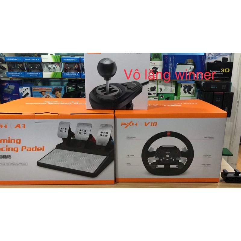 Bộ vô lăng chơi game đua xe PXN V10. bao gồm bàn đạp và cần số.