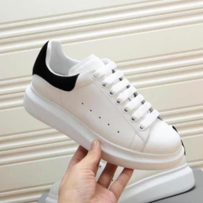 Xả hàng Giày Sneaker MC Queen cao cấp hàng 11 Gót Nhung Dây Lụa Cao Cấp Full Box | BigBuy360 - bigbuy360.vn