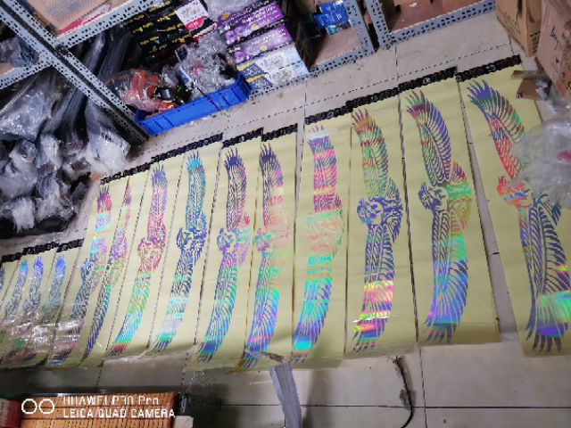 Đại bàng 7 màu tem trang trí xe tải.