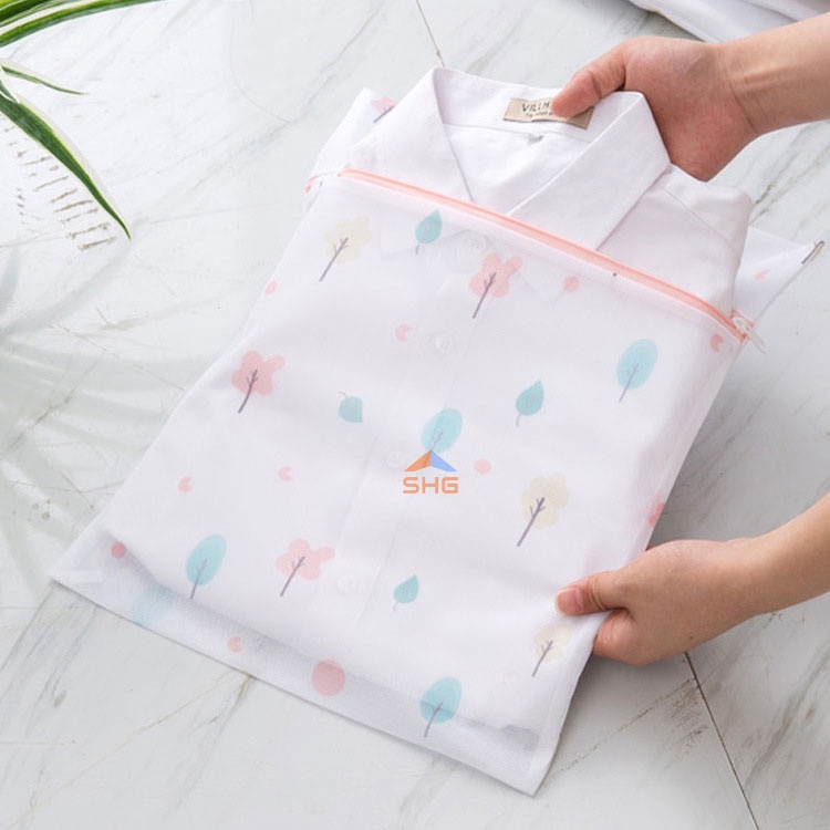 BỘ TÚI GIẶT CAO CẤP THÊU HÌNH VÀ CHỮ, DÀY DẶN, KHÓA KÉO CHẮC CHẮN