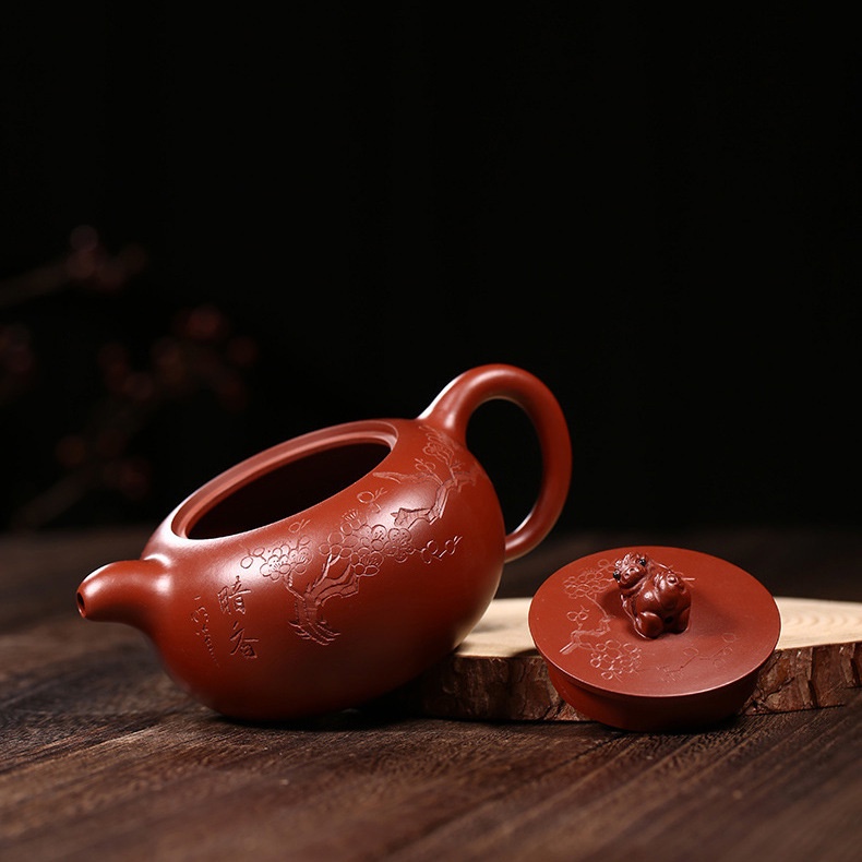 Ấm Tử Sa Nghi Hưng Mai Hoa Sư Tôn 230 ml (Chu Nê Đại Hồng Bào)