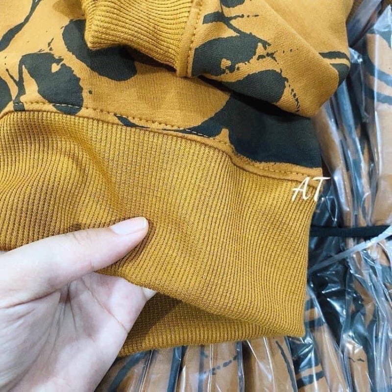 ÁO NỈ DA CÁ MICKI VÀNG