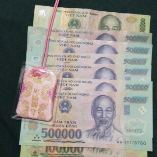 Túi may mắn trần Thị thơm