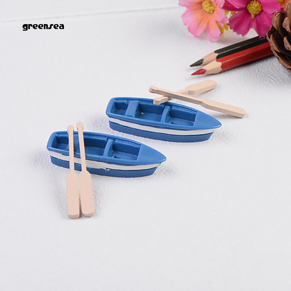 Bộ mô hình thuyền+ mái chèo bằng nhựa+gỗ kích thước 6cm dễ thương trang trí cho vườn