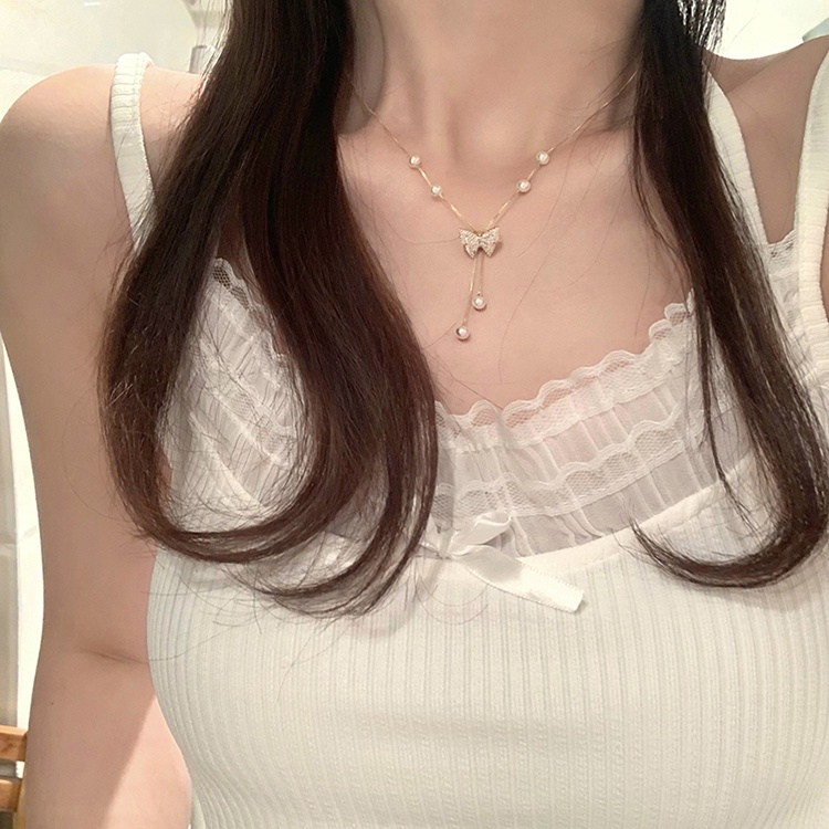 Vòng cổ Hình Bướm Đính Ngọc Trai Và Pha Lê Thời Trang Hàn Quốc Thanh Lịch Cho Nữ