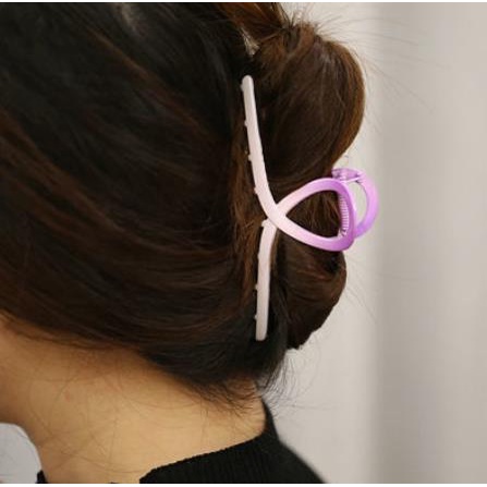 Kẹp Tóc Hình Đầu Cá Mập Hai Màu Phong Cách Hàn Quốc