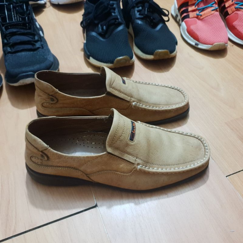 Giầy da hiệu chính hãng