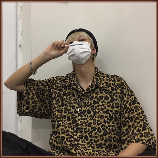 Áo Sơ Mi Ngắn Tay Dáng Rộng In Họa Tiết Da Báo Cá Tính Cho Nam Nữ