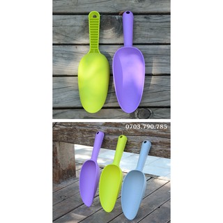 Xẻng Nhựa Xúc Đất Trồng Cây Dài 30cm