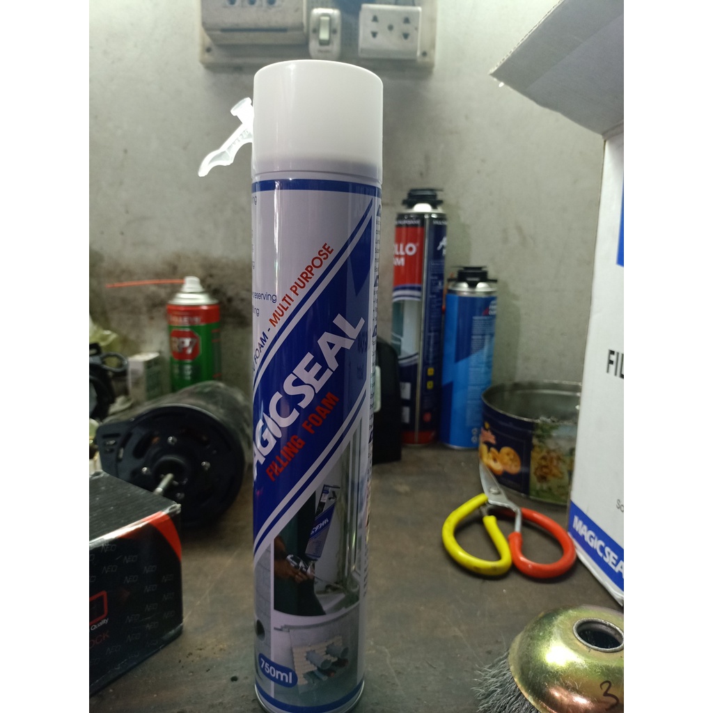 KEO BỌT NỞ MAGICSEAL FOAM CÓ VÒI