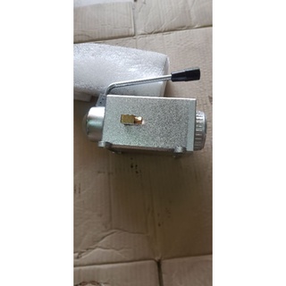 Bình bơm dầu máy cnc ( 1 cái )