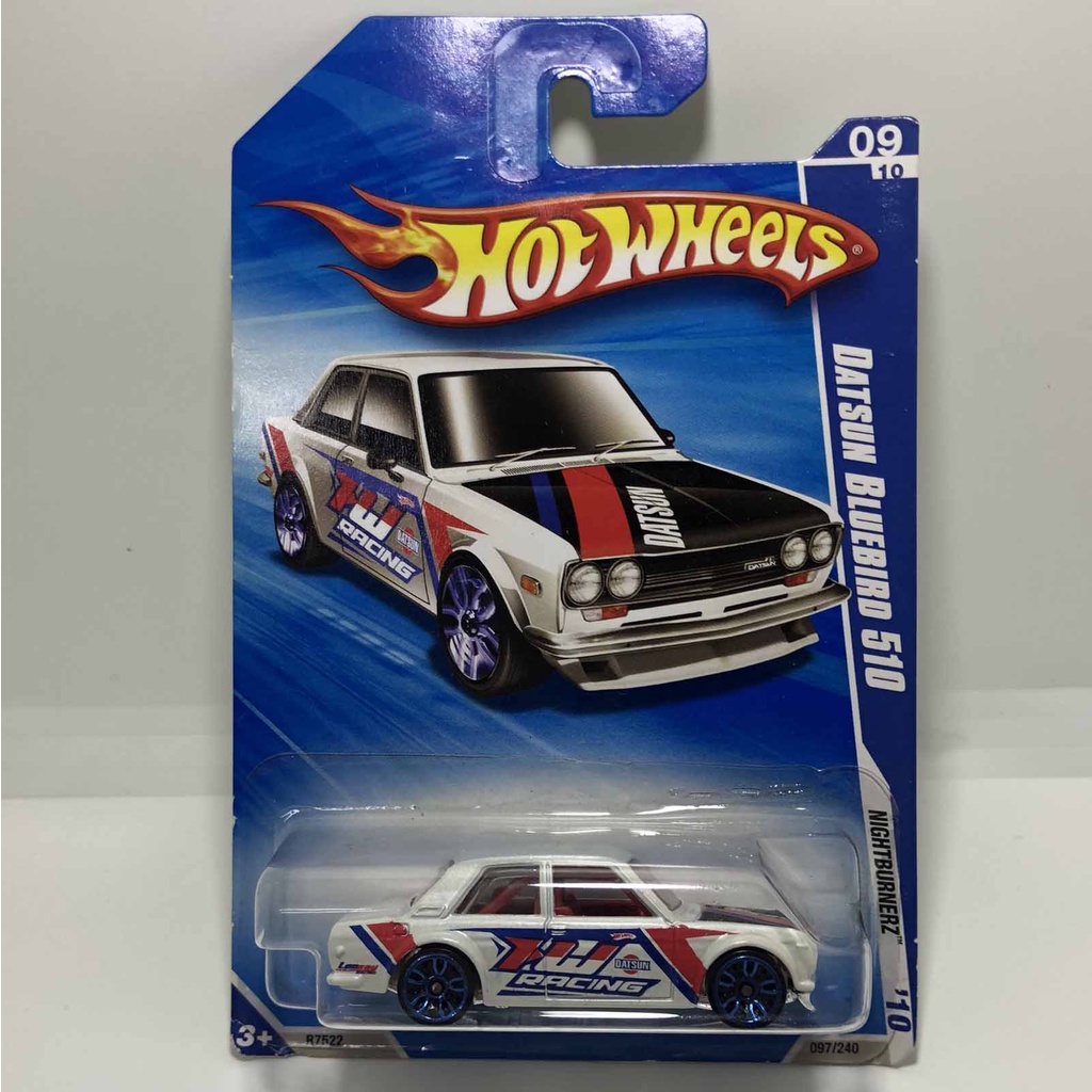 Xe mô hình Hot Wheels Datsun Bluebird 510 NightBurnerz