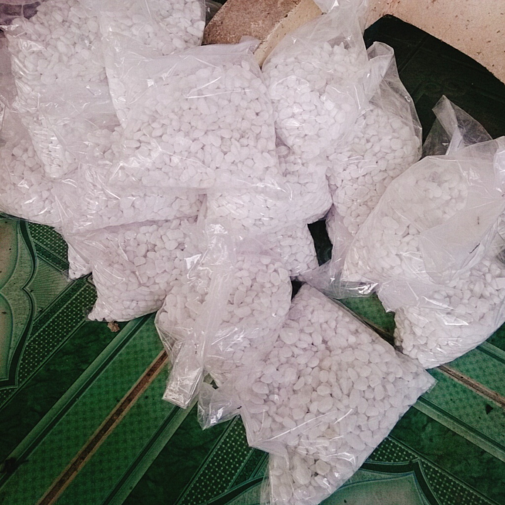 Đá sỏi trang trí chậu cây - 500g - Đá cuội sỏi chuyên trang trí bể cá, sân vườn - Dòng sỏi trắng cao cấp