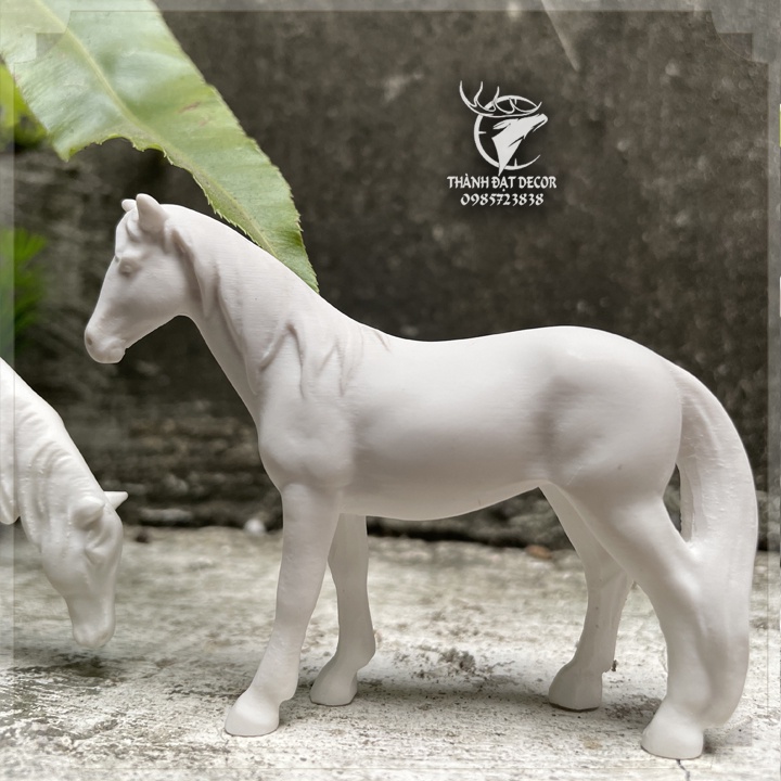 Tượng Ngựa Trắng Mini Trang Trí Tiểu Cảnh Terrarium , Cây Bonsai  , Hòn Non Bộ , Hồ Thủy Sinh , Lũa , Bàn