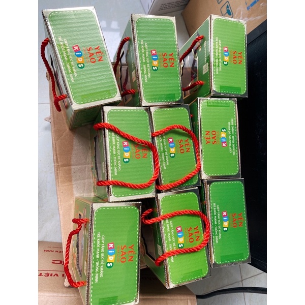 Combo quà tặng 4 hũ Yến sào chưng sẵn Nam Dược 70ml cho bé