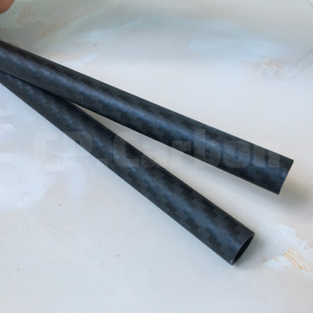 Ống Carbon 3K rỗng dài 1 mét đường kính ngoài 11mm, đường kính trong 9mm