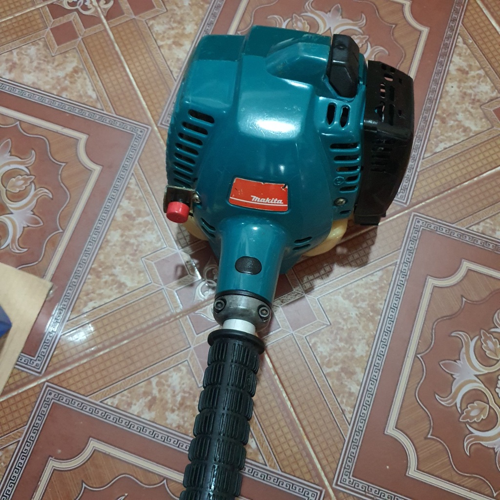 Máy cắt cỏ NHẬT BẢN MAKITA , máy cắt cỏ gia đình động cơ 2 thì chất lượng cao