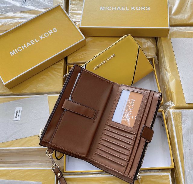 Ví dài nữ. Vid Michael kors