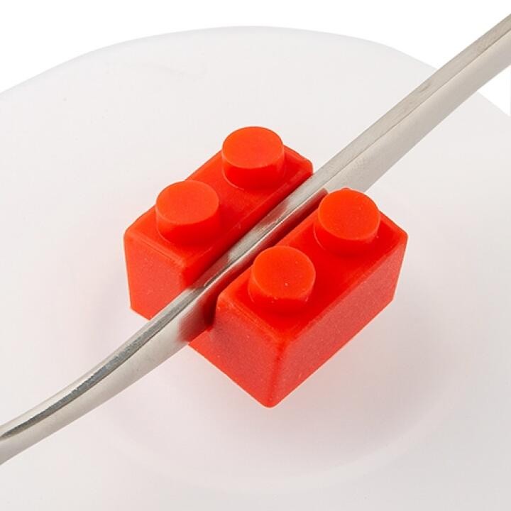 Phụ Kiện Đậy Nắp Cốc ARTBOX Có Thanh Gác Muỗng Tiện Lợi Màu Đỏ