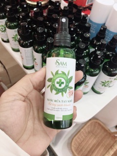 Nước rửa tay khô