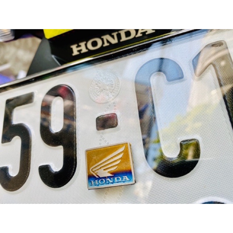 Tem Logo Honda Dán Bợ Cổ & Biển Số Mọi Dòng Xe Máy