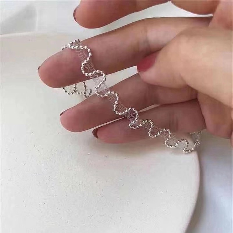 Vòng cổ dây bện đính hạt nhỏ