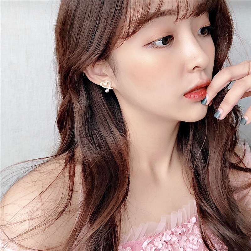 Bông Tai Hình Trái Tim Đính Ngọc Trai Phong Cách Hàn Quốc 210807