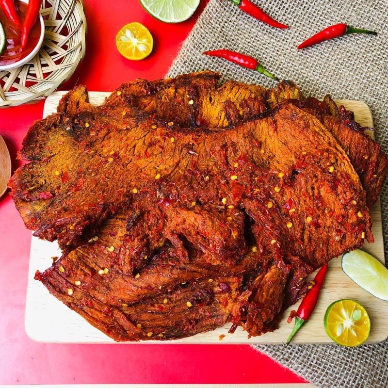 Khô Bò Miếng Loại 1 Hủ 300Gram Nhà Làm Thơm Ngon Đậm Đà
