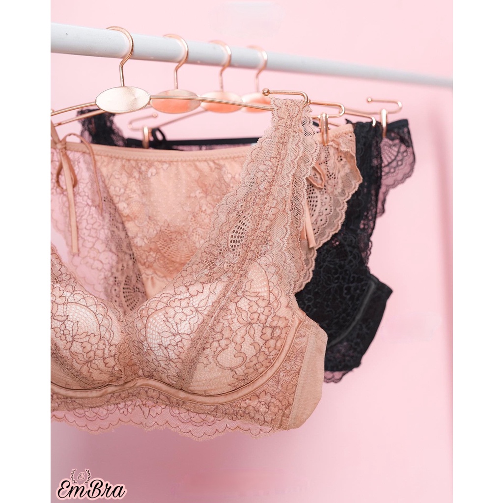 Áo lót nữ Embra ren mềm mại áo rời đệm hơi không gọng siêu nâng ngực EBALKG28