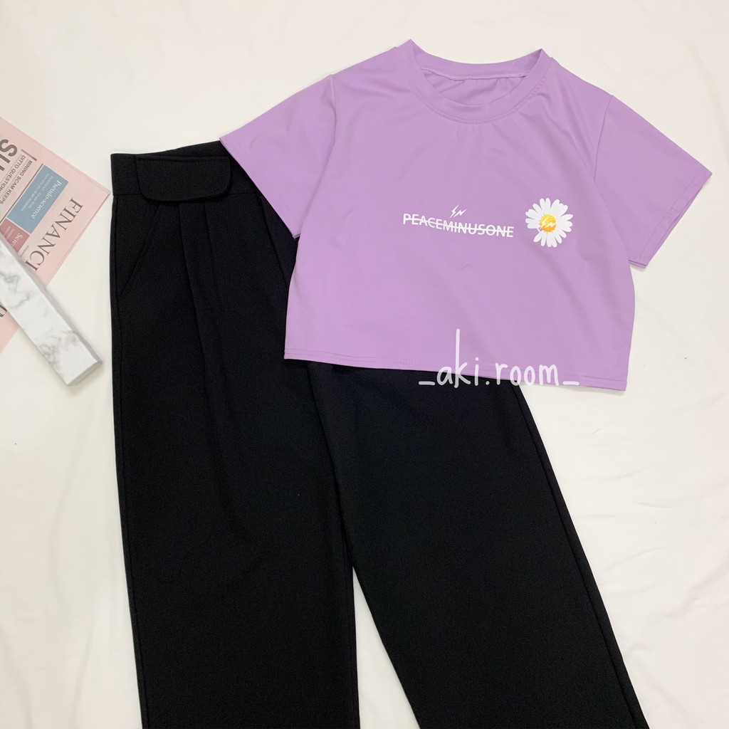 Áo croptop cổ tròn in hình hoa cúc