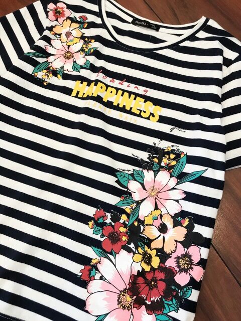 Áo thun sọc in hoa lá