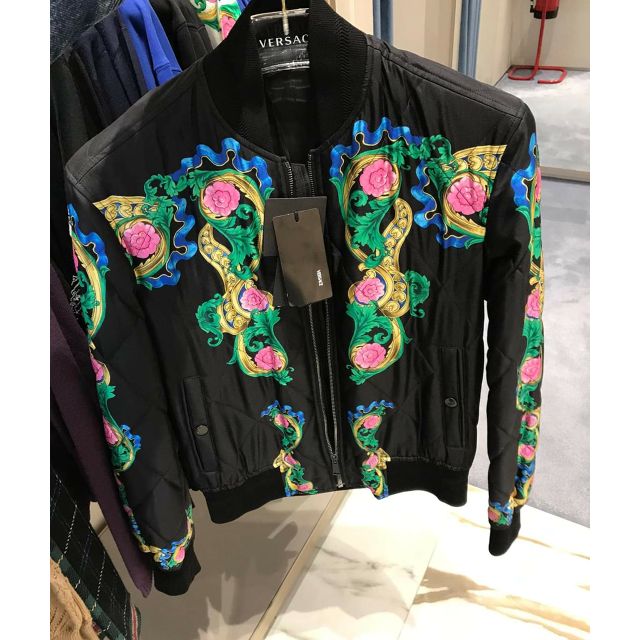 Áo khoác Versace authentic 2019