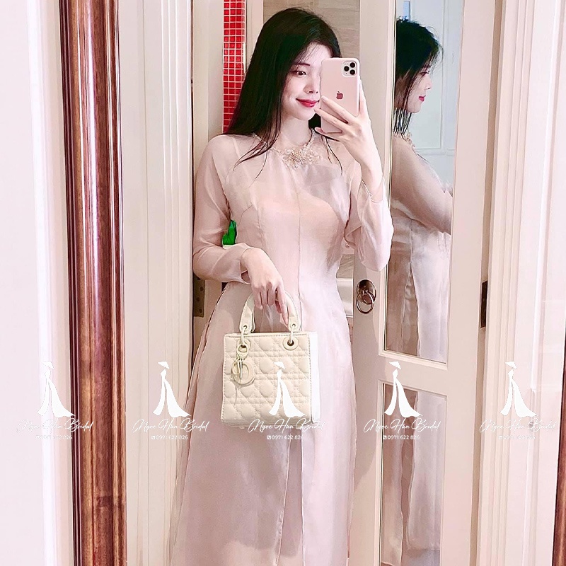 Áo Dài Cách Tân Nữ Hoa Thủ Công MT33
