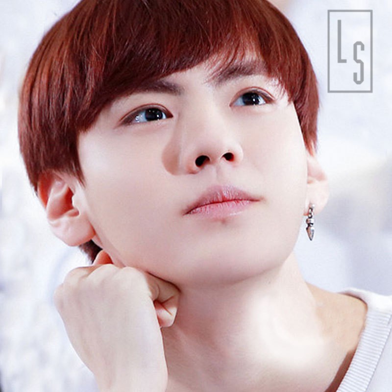 Khuyên BTS ARMY chrome heart cao cấp - Sẵn hàng