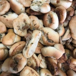 Bịch 100gr bánh chả lá chanh hương vị Việt ( 20 chiếc )