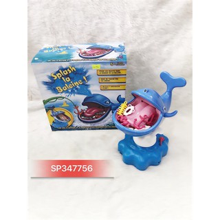 Hộp câu cá voi xanh pin phun nước 115-57