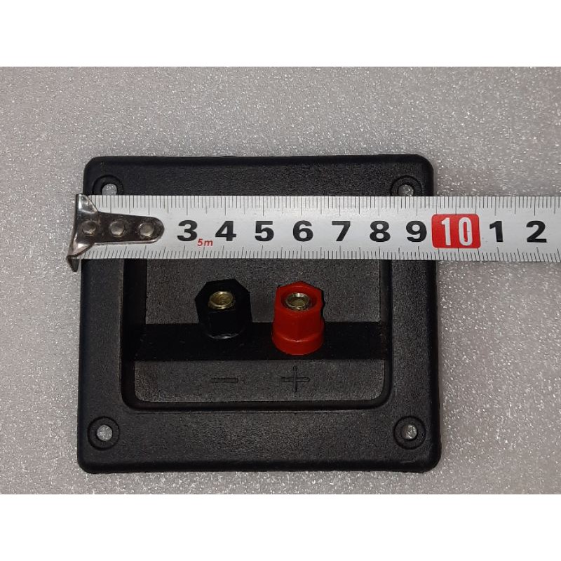 Chạm vặn dây loa giá 1 cái